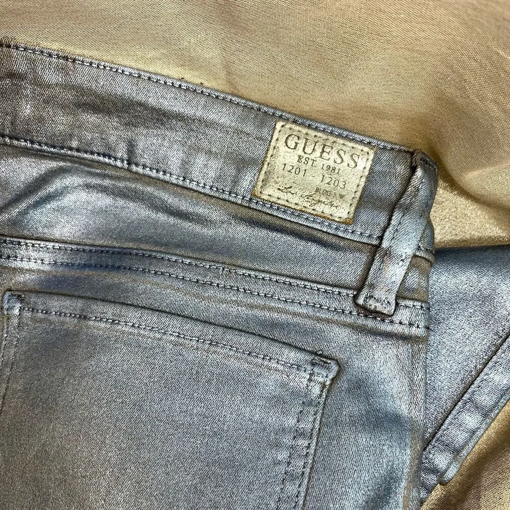 GUESS JEANS Women's Power Skinny Metallic Ice Blue Retail $138 Tags Attached